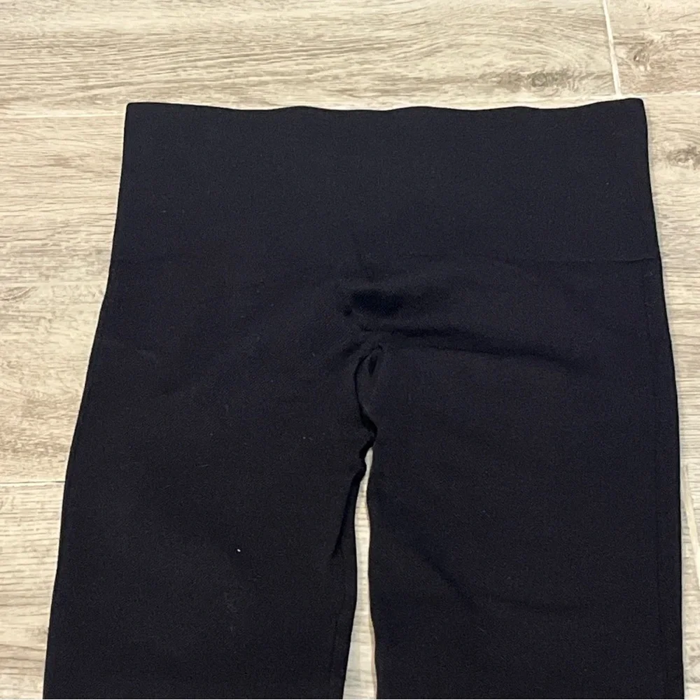 SPANX Leggings Women’s Size Small Black Print Look at‎ Me Now Seamless Cropped